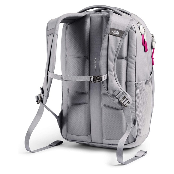 NWT The North Face 26L backpack - Picture 7 of 7